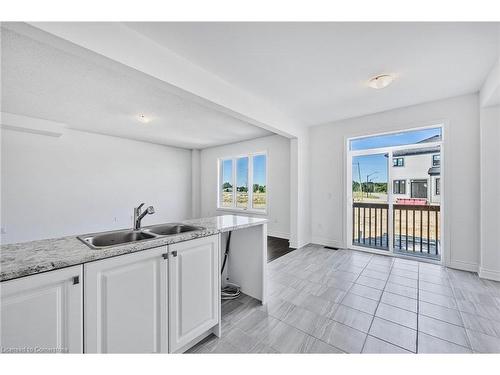 9 Mission Street, Wasaga Beach, ON - Indoor Photo Showing Kitchen With Double Sink