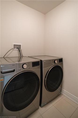 3321 Sixth Line, Oakville, ON - Indoor Photo Showing Laundry Room