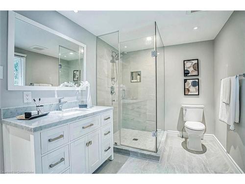 1825 Pattinson Crescent, Mississauga, ON - Indoor Photo Showing Bathroom