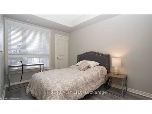 406-620 Sauve Street, Milton, ON - Indoor Photo Showing Bedroom