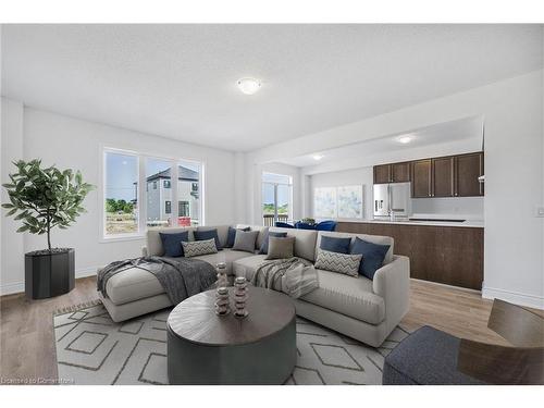 17 Mission Street, Wasaga Beach, ON - Indoor Photo Showing Living Room