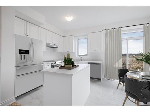 5 Carriage Lane, Wasaga Beach, ON - Indoor Photo Showing Kitchen