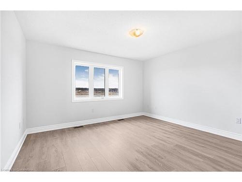 11 Carriage Lane, Wasaga Beach, ON - Indoor Photo Showing Other Room