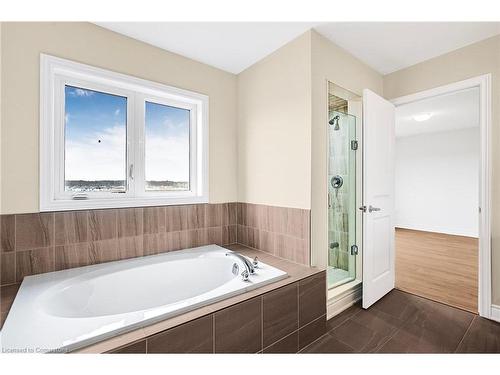 11 Carriage Lane, Wasaga Beach, ON - Indoor Photo Showing Bathroom