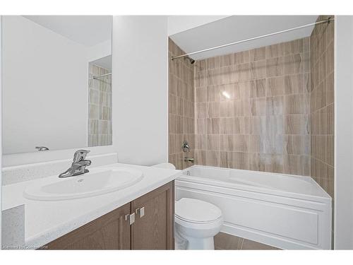 11 Carriage Lane, Wasaga Beach, ON - Indoor Photo Showing Bathroom