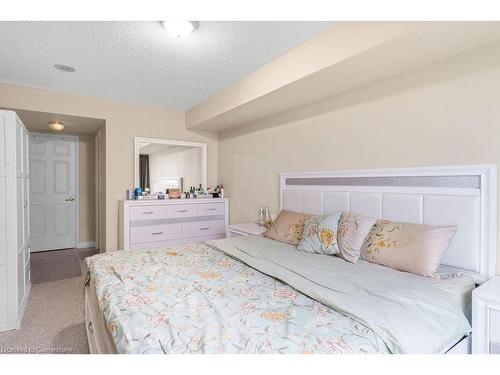 2107-156 Enfield Place, Mississauga, ON - Indoor Photo Showing Bedroom