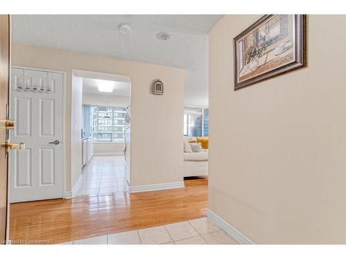 2107-156 Enfield Place, Mississauga, ON - Indoor Photo Showing Other Room