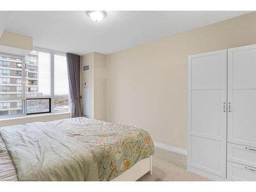 2107-156 Enfield Place, Mississauga, ON - Indoor Photo Showing Bedroom