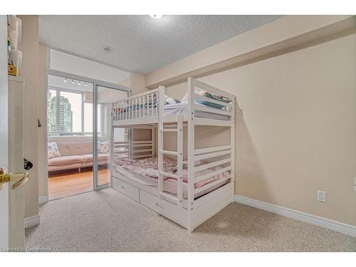 2107-156 Enfield Place, Mississauga, ON - Indoor Photo Showing Bedroom