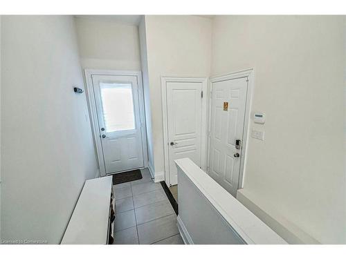 39 Lampman Crescent, Brampton, ON - Indoor Photo Showing Other Room