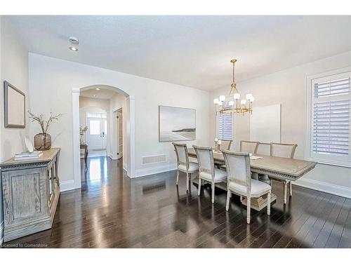 39 Lampman Crescent, Brampton, ON - Indoor Photo Showing Dining Room