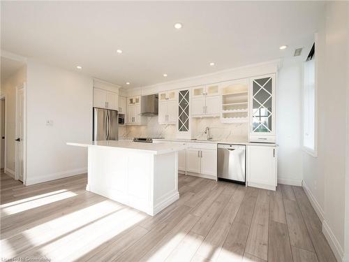 1101-36 James Street, Hamilton, ON - Indoor Photo Showing Kitchen With Upgraded Kitchen