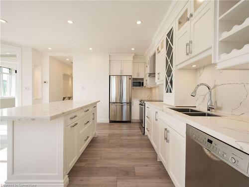 1101-36 James Street, Hamilton, ON - Indoor Photo Showing Kitchen With Double Sink With Upgraded Kitchen