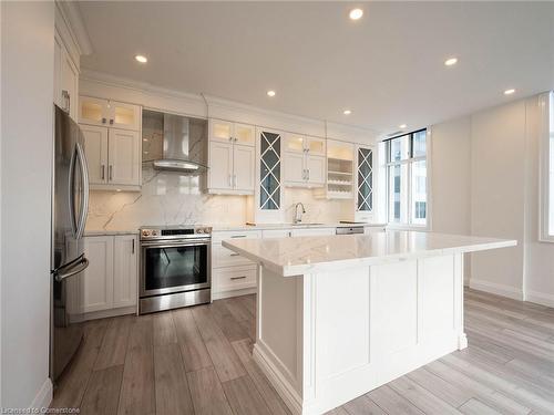 1101-36 James Street, Hamilton, ON - Indoor Photo Showing Kitchen With Upgraded Kitchen