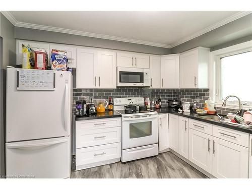 47 Acorn Crescent, Wasaga Beach, ON - Indoor Photo Showing Kitchen