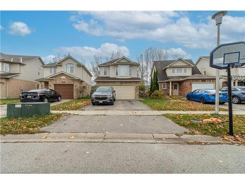 845 Fieldgate Circle, London, ON - Outdoor With Facade