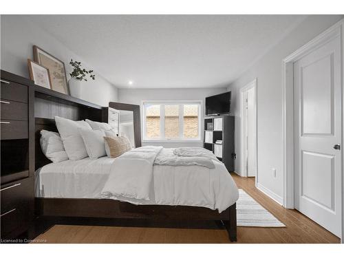 3 Desert Garden Drive, Brampton, ON - Indoor Photo Showing Bedroom