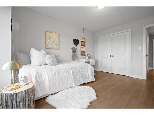 3 Desert Garden Drive, Brampton, ON - Indoor Photo Showing Bedroom