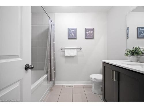 3 Desert Garden Drive, Brampton, ON - Indoor Photo Showing Bathroom