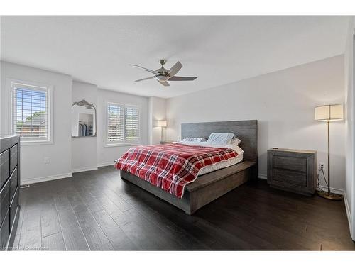 184 Pumpkin Pass, Hamilton, ON - Indoor Photo Showing Bedroom