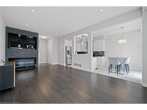 184 Pumpkin Pass, Hamilton, ON - Indoor Photo Showing Living Room With Fireplace