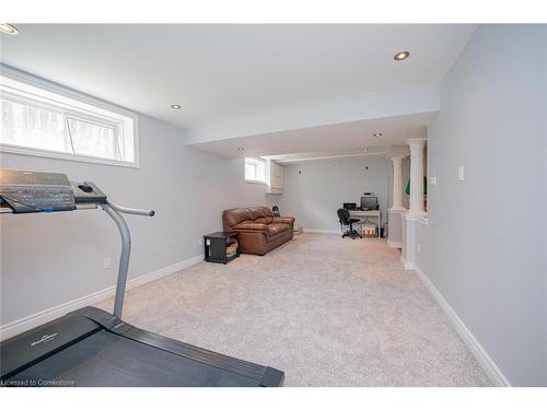 656 Geneva Street, St. Catharines, ON - Indoor Photo Showing Gym Room