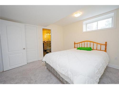 656 Geneva Street, St. Catharines, ON - Indoor Photo Showing Bedroom