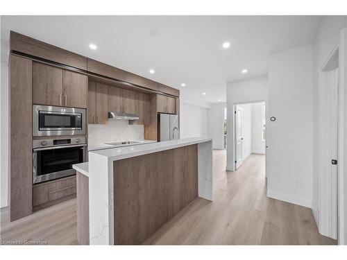 33-73 Warren Trail, Welland, ON - Indoor Photo Showing Kitchen