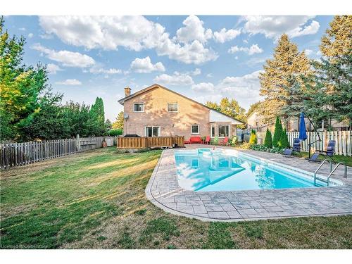 118 Parkedge Street, Guelph/Eramosa, ON - Outdoor With In Ground Pool With Backyard