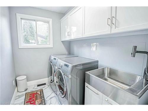 118 Parkedge Street, Guelph/Eramosa, ON - Indoor Photo Showing Laundry Room