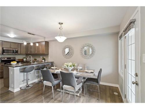 3061 Mistletoe Gardens, Oakville, ON - Indoor Photo Showing Other Room