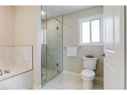 7387 Sherrilee Crescent, Niagara Falls, ON - Indoor Photo Showing Bathroom