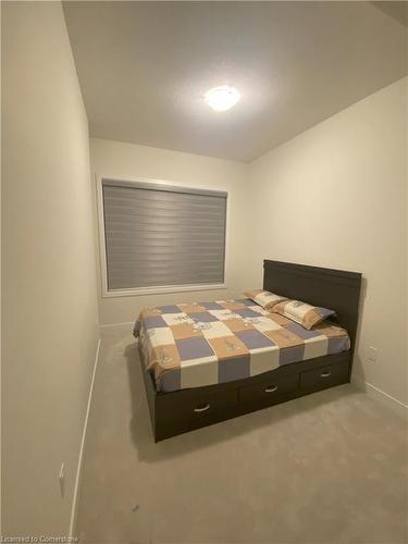 199 Wilmot Road, Brantford, ON - Indoor Photo Showing Bedroom