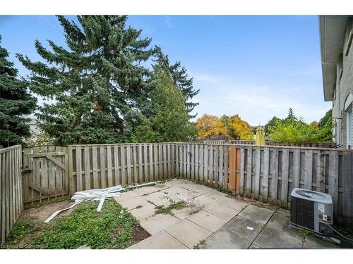 22-120 Quigley Road, Hamilton, ON - Outdoor