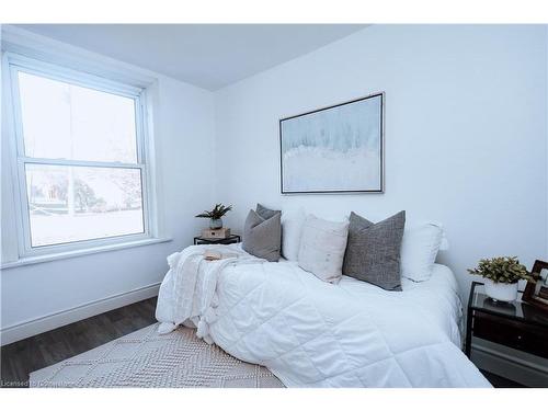 196 Graham Street, Woodstock, ON - Indoor Photo Showing Bedroom