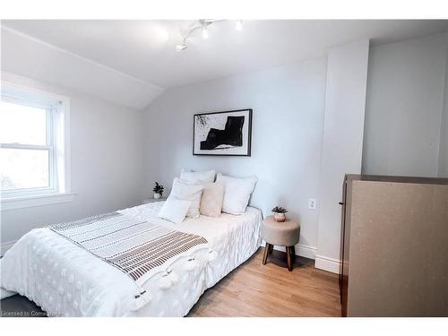 196 Graham Street, Woodstock, ON - Indoor Photo Showing Bedroom