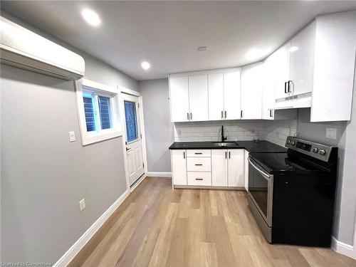 83 Ontario Road, Welland, ON - Indoor Photo Showing Kitchen