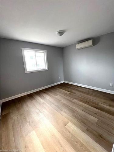 83 Ontario Road, Welland, ON - Indoor Photo Showing Other Room