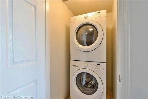 13-5100 Plantation Place, Mississauga, ON - Indoor Photo Showing Laundry Room