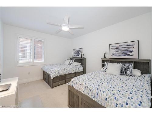 147 Mcwilliams Crescent, Oakville, ON - Indoor Photo Showing Bedroom