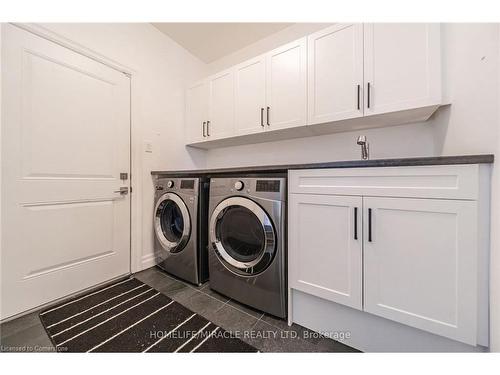 3319 Regiment Road, London, ON - Indoor Photo Showing Laundry Room