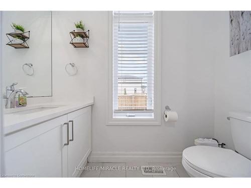 3319 Regiment Road, London, ON - Indoor Photo Showing Bathroom