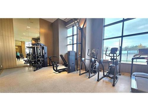 331-395 Dundas Street W, Oakville, ON - Indoor Photo Showing Gym Room