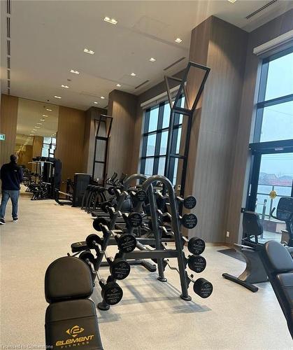 331-395 Dundas Street W, Oakville, ON - Indoor Photo Showing Gym Room