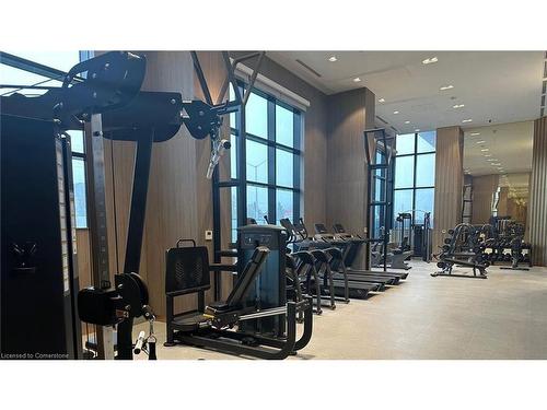 331-395 Dundas Street W, Oakville, ON - Indoor Photo Showing Gym Room