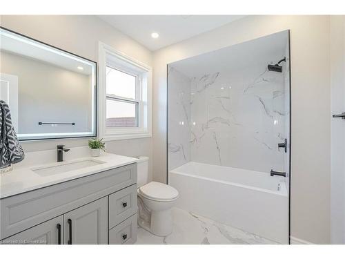 58-5659 Glen Erin Drive, Mississauga, ON - Indoor Photo Showing Bathroom