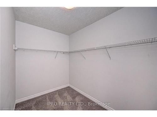 54 Pondcliffe Drive, Kitchener, ON - Indoor With Storage