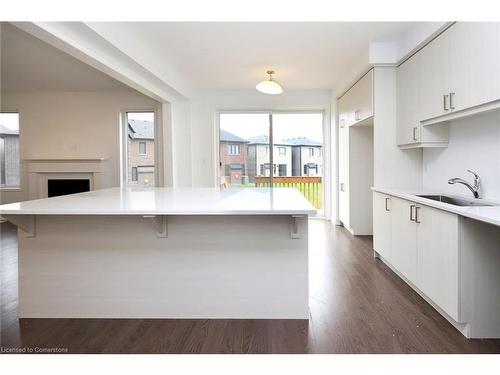 88 Mcbride Trail, Barrie, ON - Indoor Photo Showing Kitchen