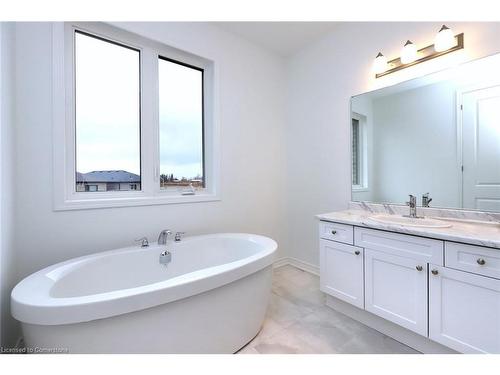 88 Mcbride Trail, Barrie, ON - Indoor Photo Showing Bathroom