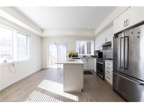 82 William Duncan Road, Toronto, ON - Indoor Photo Showing Kitchen